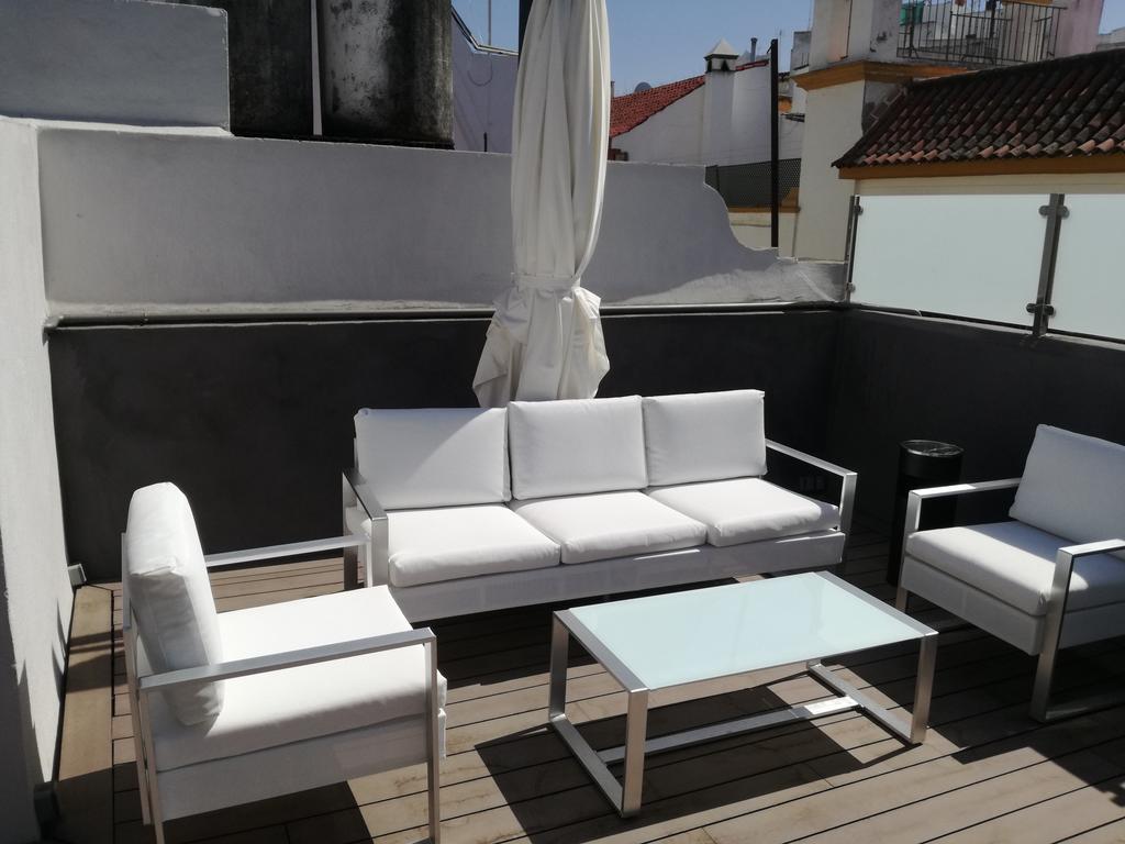 Hotel Le Petit Paris Sevilla Exterior foto